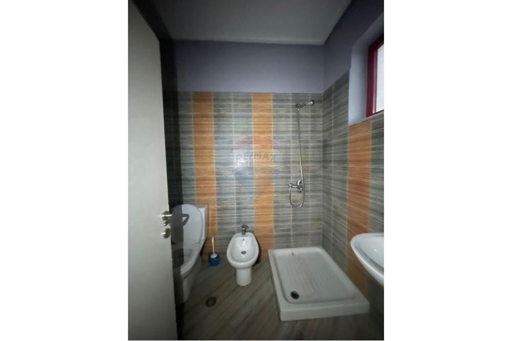APARTAMENT 2+1 PER QERA TE PALLATET E VERDHA