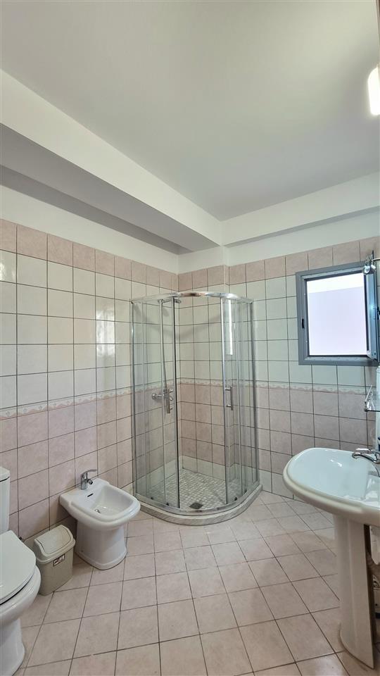 Apartament 1+1 me Qira në Vlorë – Mobiluar Totalisht