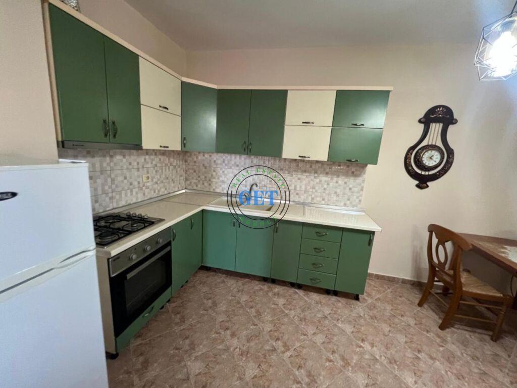 Qira, Apartament 2+1+Verande,Muzeumi, Durres!