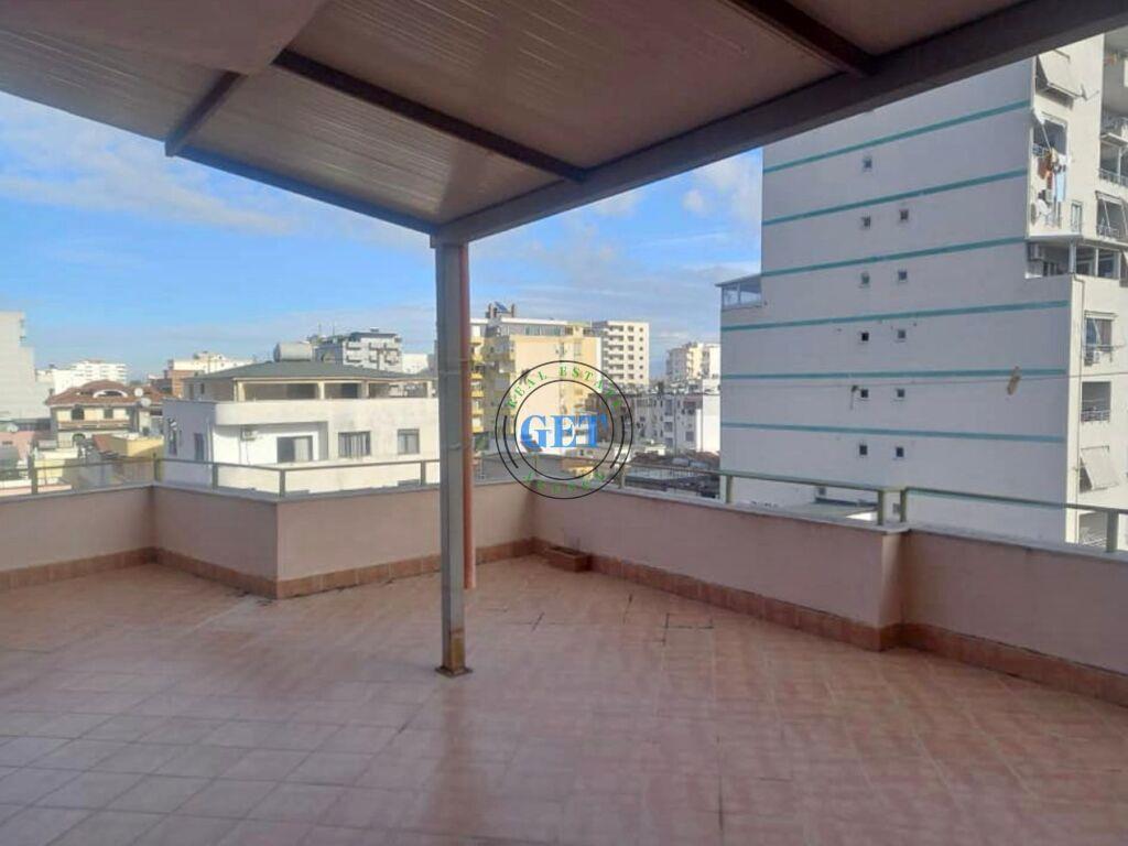 Qira, Apartament 2+1+Verande,Muzeumi, Durres!