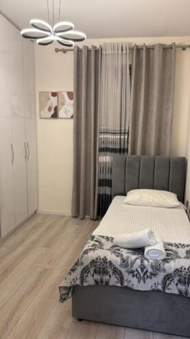 2+1 per qira te Stacioni i Trenit, afer Intermedica