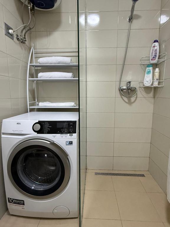 2+1 per qira te Stacioni i Trenit, afer Intermedica