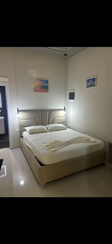 SHITET 1+1 ne VLORE UJI FTOHTE