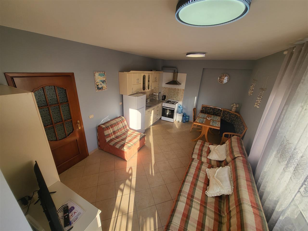 Durrës, apartament 1+1 me qera ne zonen e Plazh.