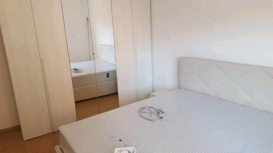 Jepet apartament 2+1+2me qera tek Rrugica e shikut