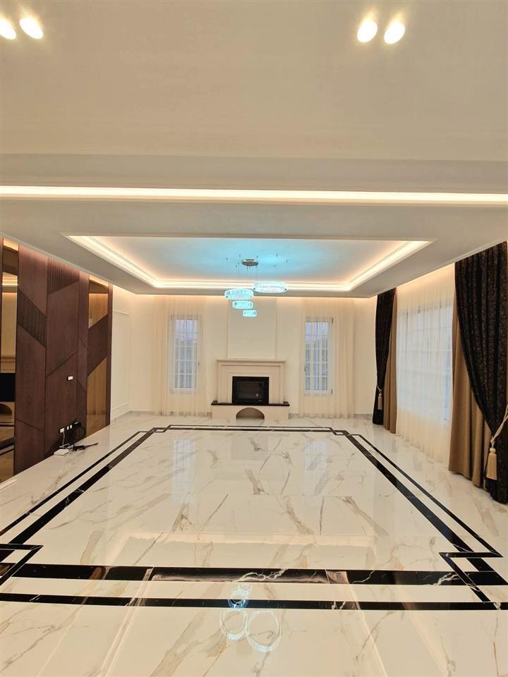 Kavaje,Vila te reja luksoze ,5 km nga bregdeti Qerretit .