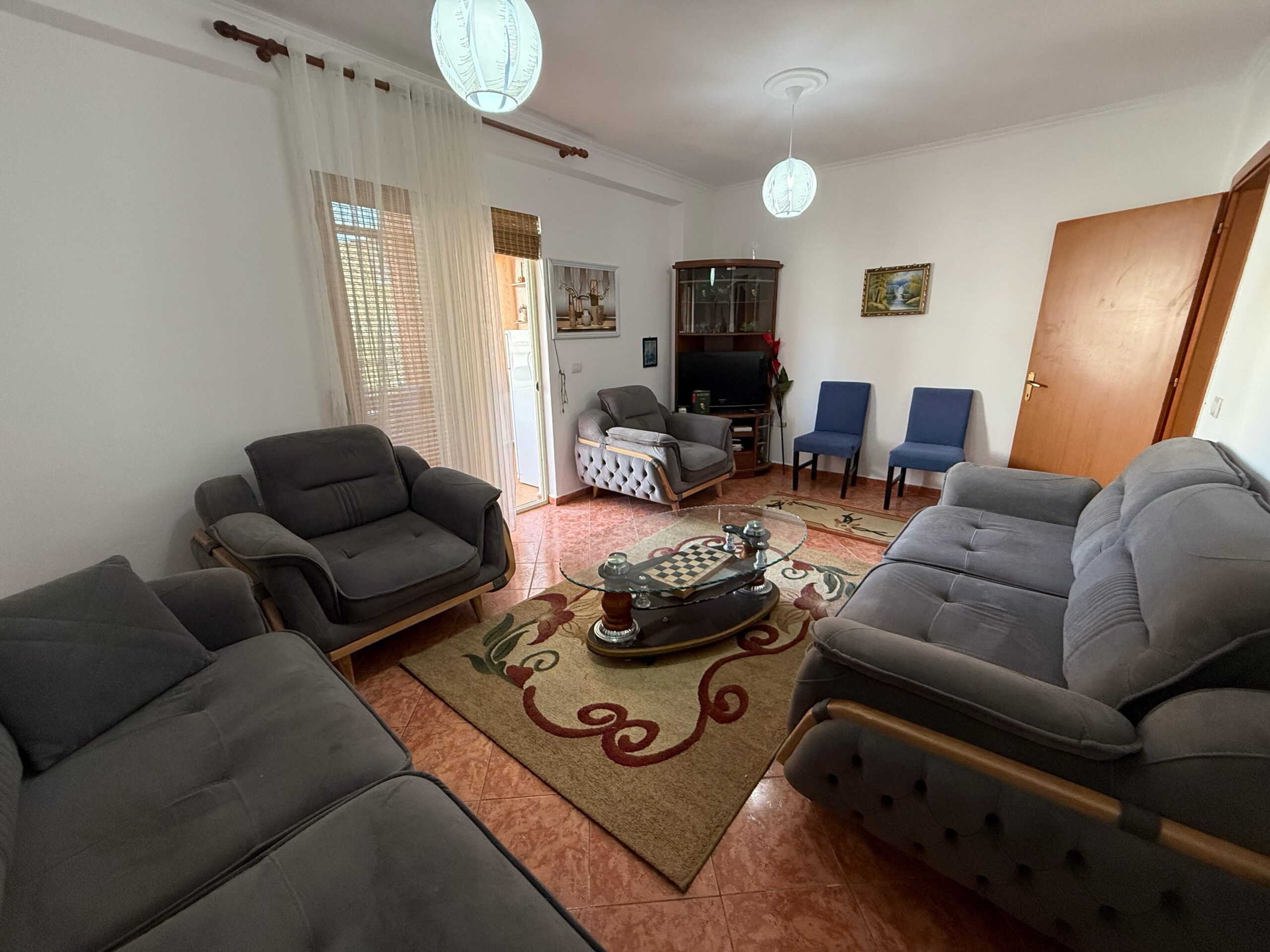 Per Shitje 82,000 € Shitet, Apartament 1+1, Plazh