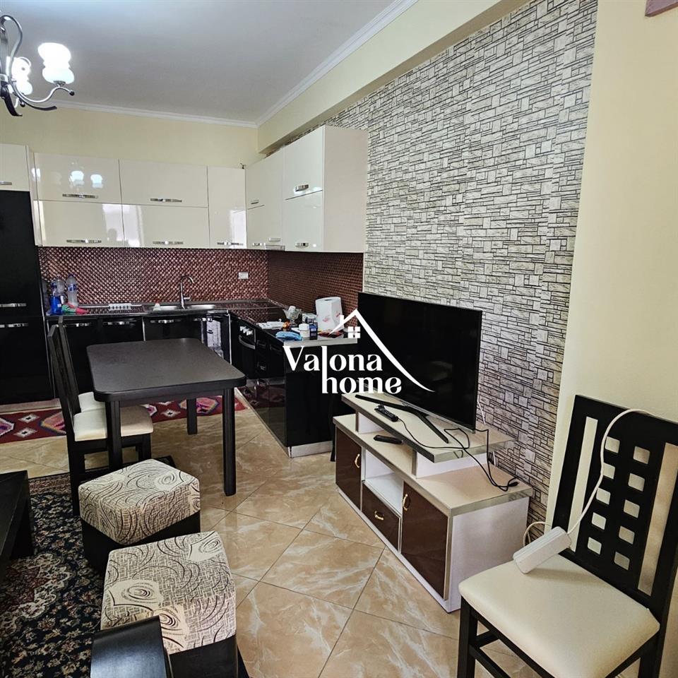 APARTAMENT 1+1 PËR QIRA AFATGJATË NË VLORË QENDER