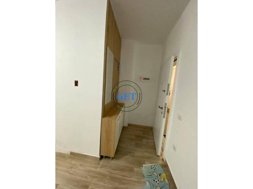 Qira, Apartament 2+1, Pas Shkollës Italiane, Vollg