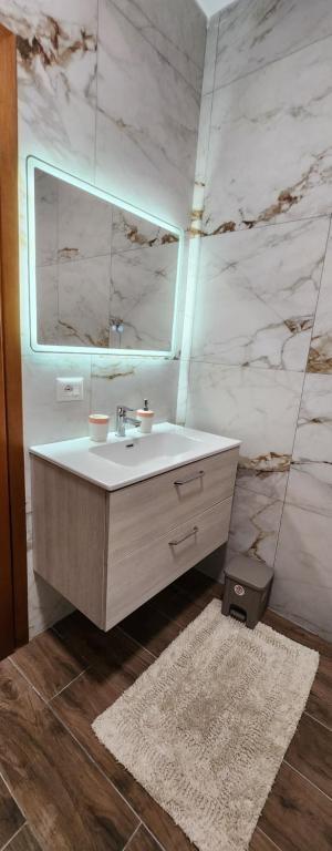 Apartament 2+1 per Shitje ne Vollga