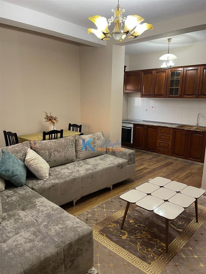 2+1 per qira ne Myslym Shyr, pas Big Market