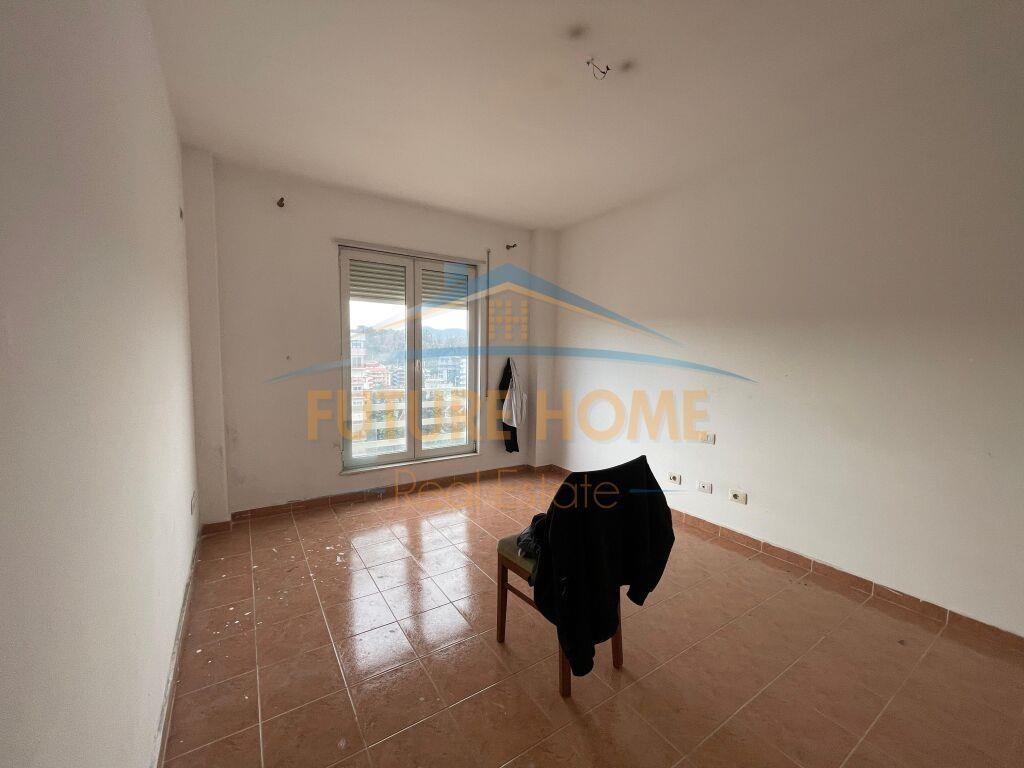 SHITET APARTAMENT 2+1 QYTET STUDENTI TIRANE!