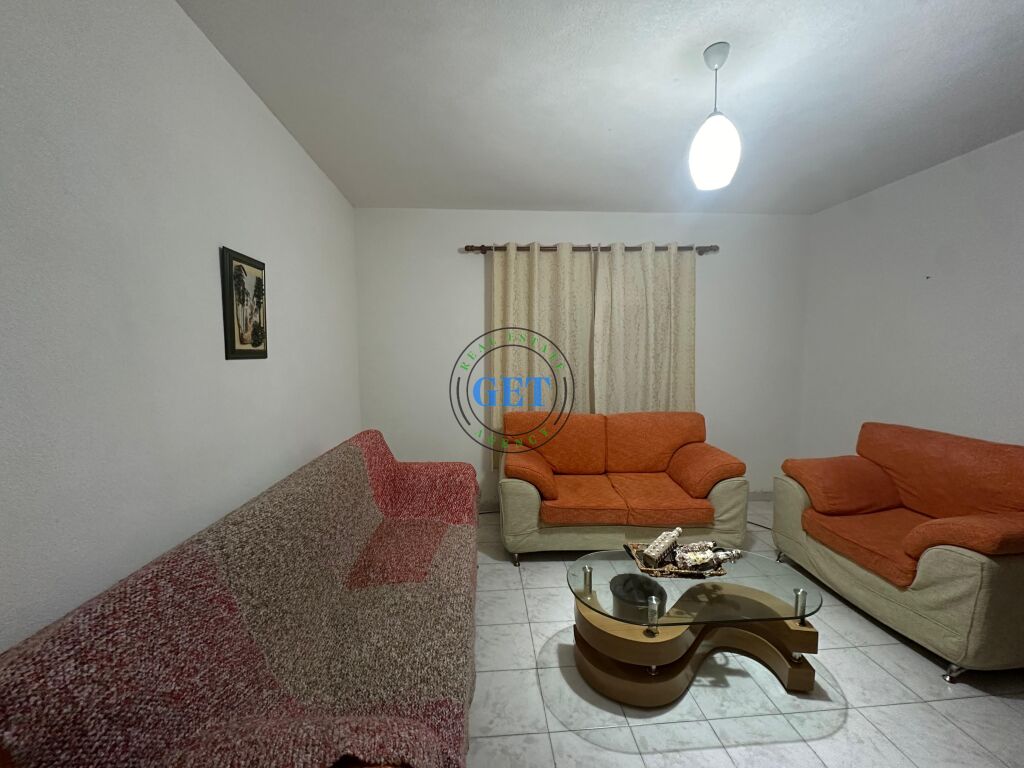 Qira, Kati i 1 në Shtëpi Private, Tregu Industrial