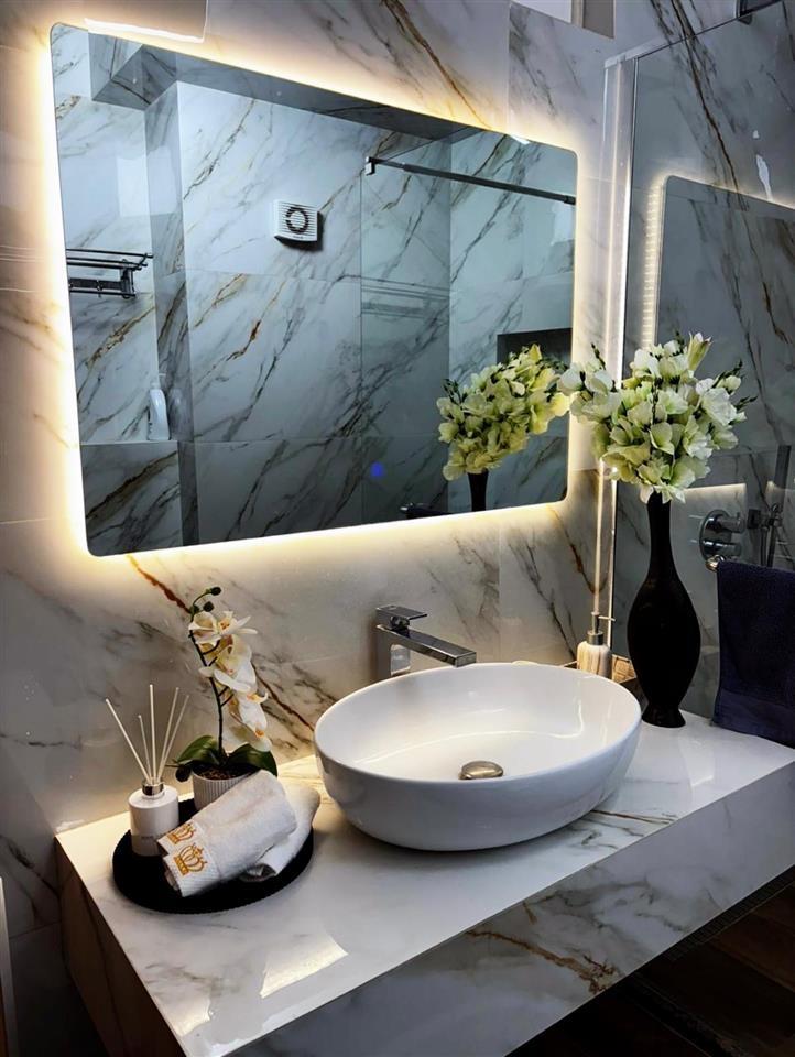 Jepet me Qera apartament ne plazh 2+1