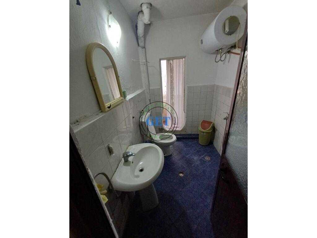 Shitet, Apartament 1+1, te Fidanishtja, Durrës