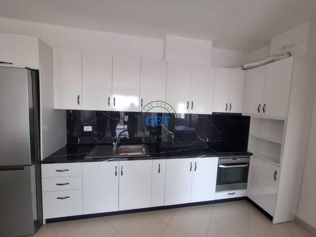 Qira, Apartament 2+1,Tregu Industrial, Durrës.