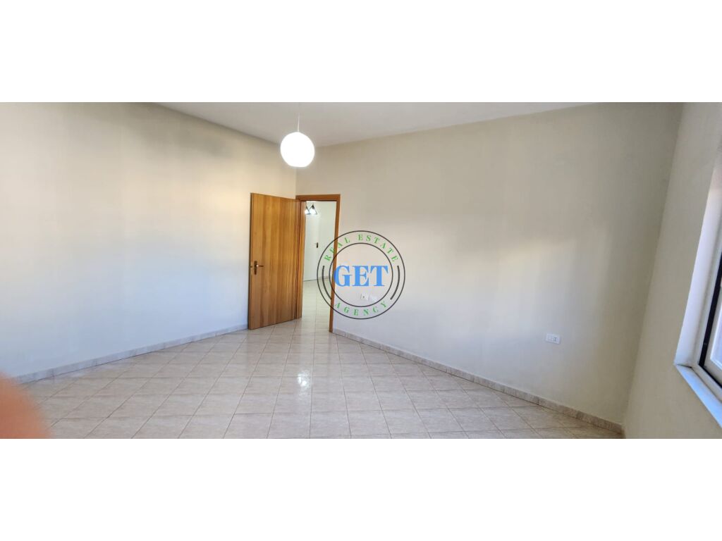 Shitet, Apartament 2+1, Plazh Iliria, Durres!