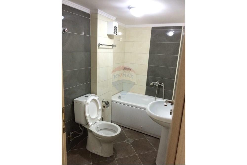 Jepet me qira dupleks 2+1+2 ne Astir, 500 €