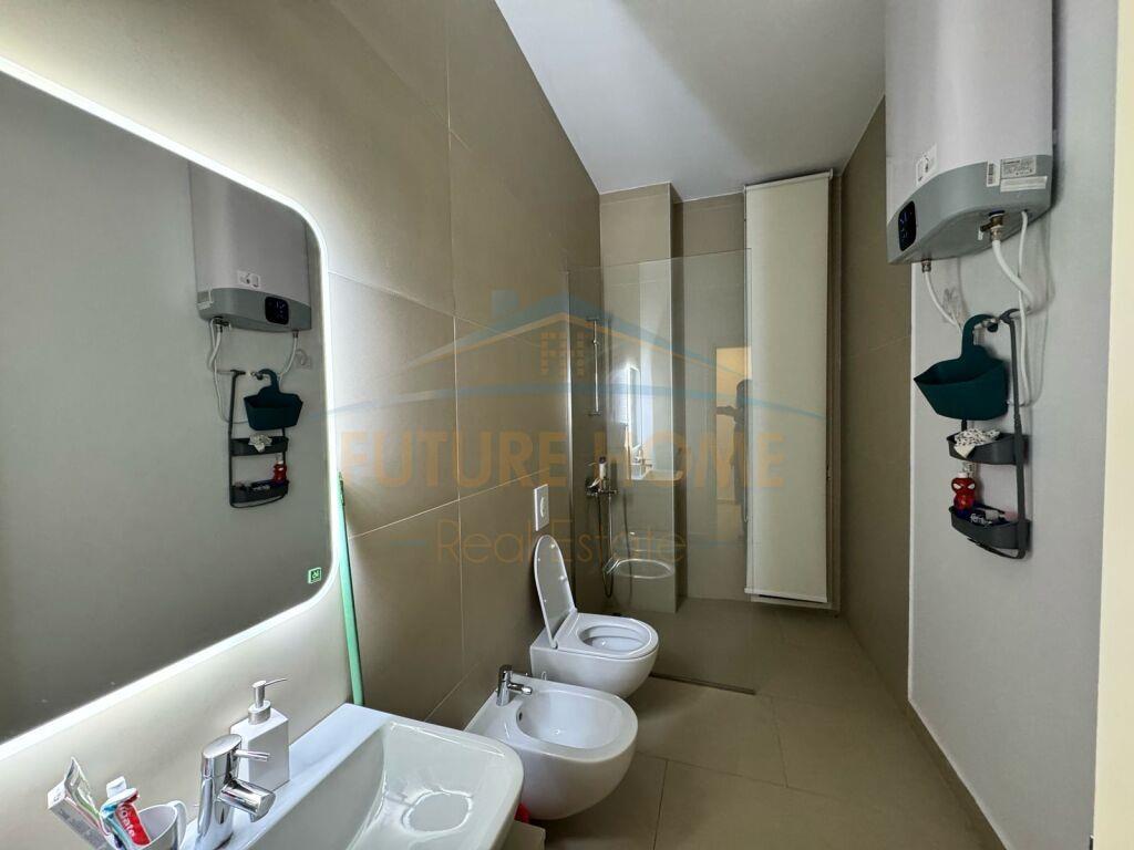 Shitet, Vile 2-katëshe, ”Green Coast Resort ”.