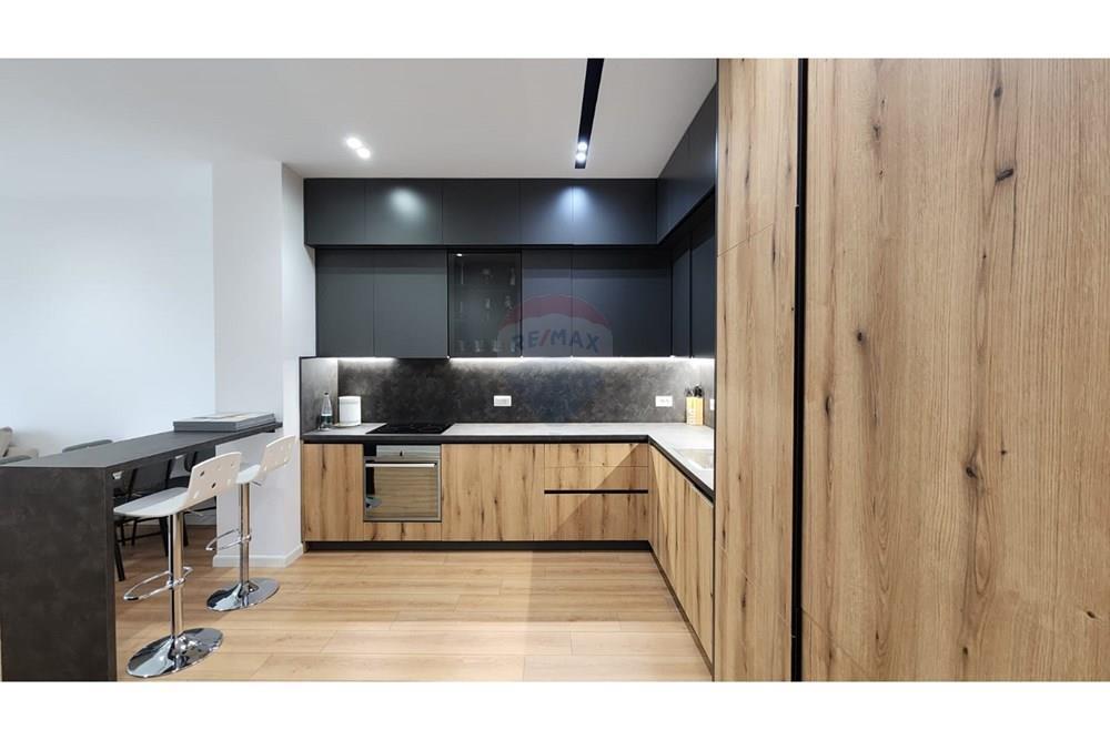 Qira – Apartament 1+1 tek Square 21