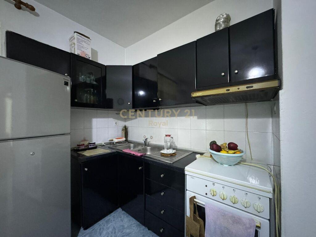 Japim me Qera apartament 2+1