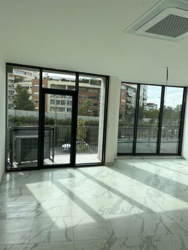 [Pronar] Lake View – Ambient zyrash me Qera 63m2