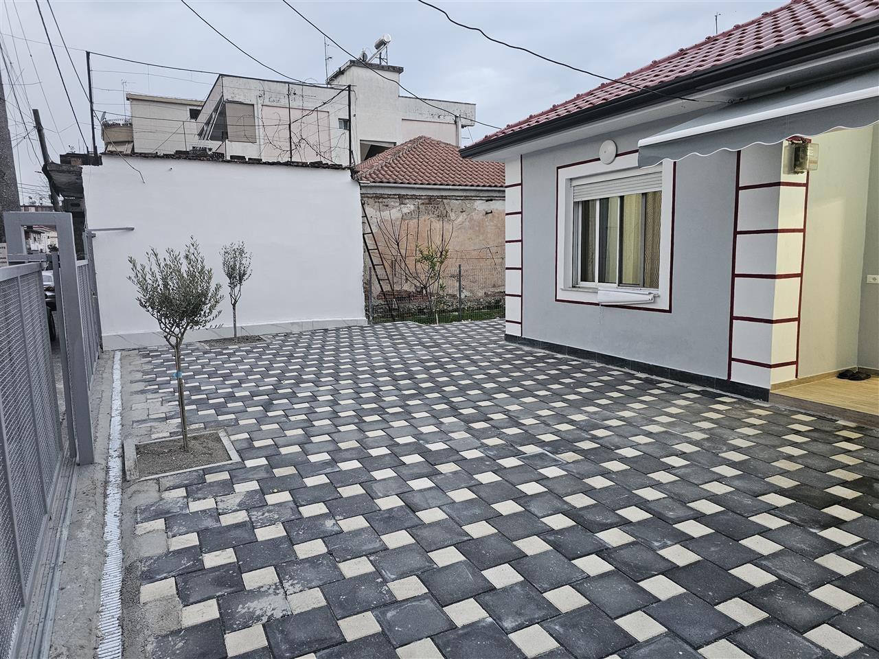 Jepet me qera shtepi private