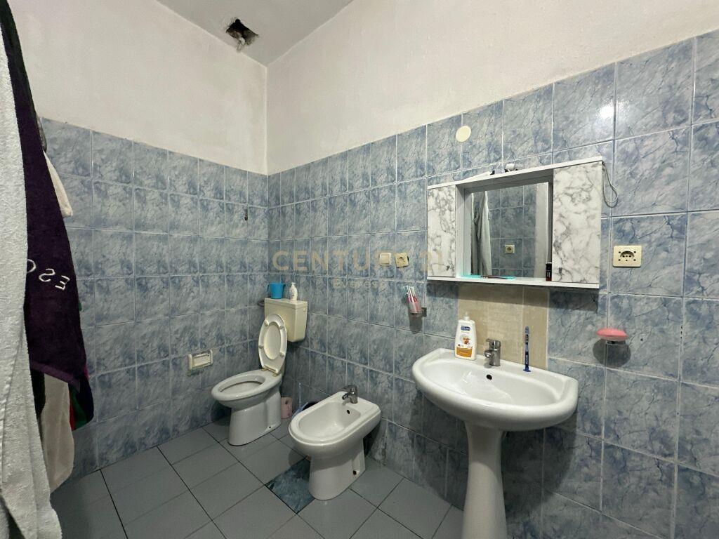 Apartament 4+1 Për Shitje në Profarma everest108094