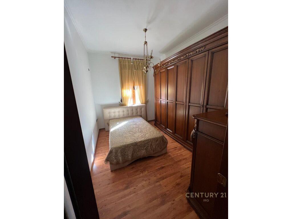 Shtepi 2-kateshe tek Rruga e Kavajes IRG106920