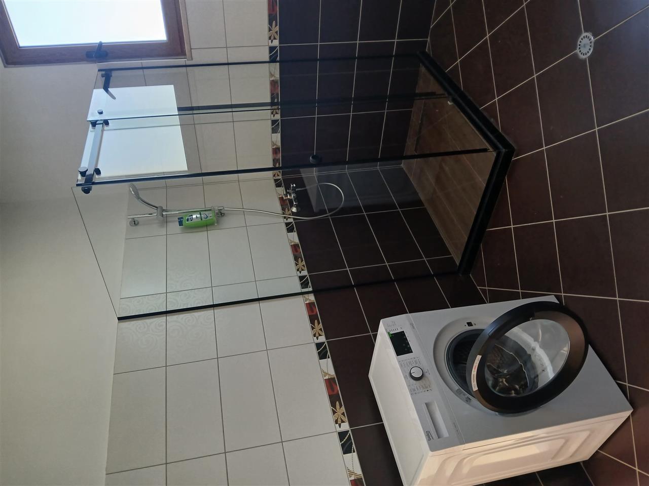 Shtepi private me qera