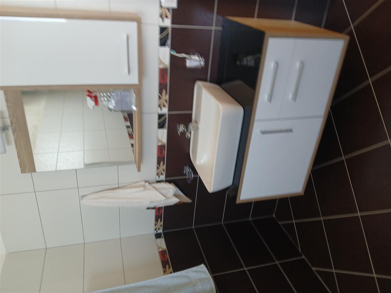 Shtepi private me qera