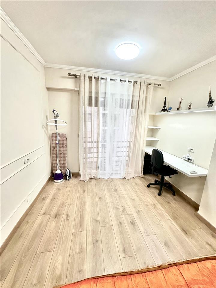 Qera MUJORE Apartament i kompletuar 1+1, Astir