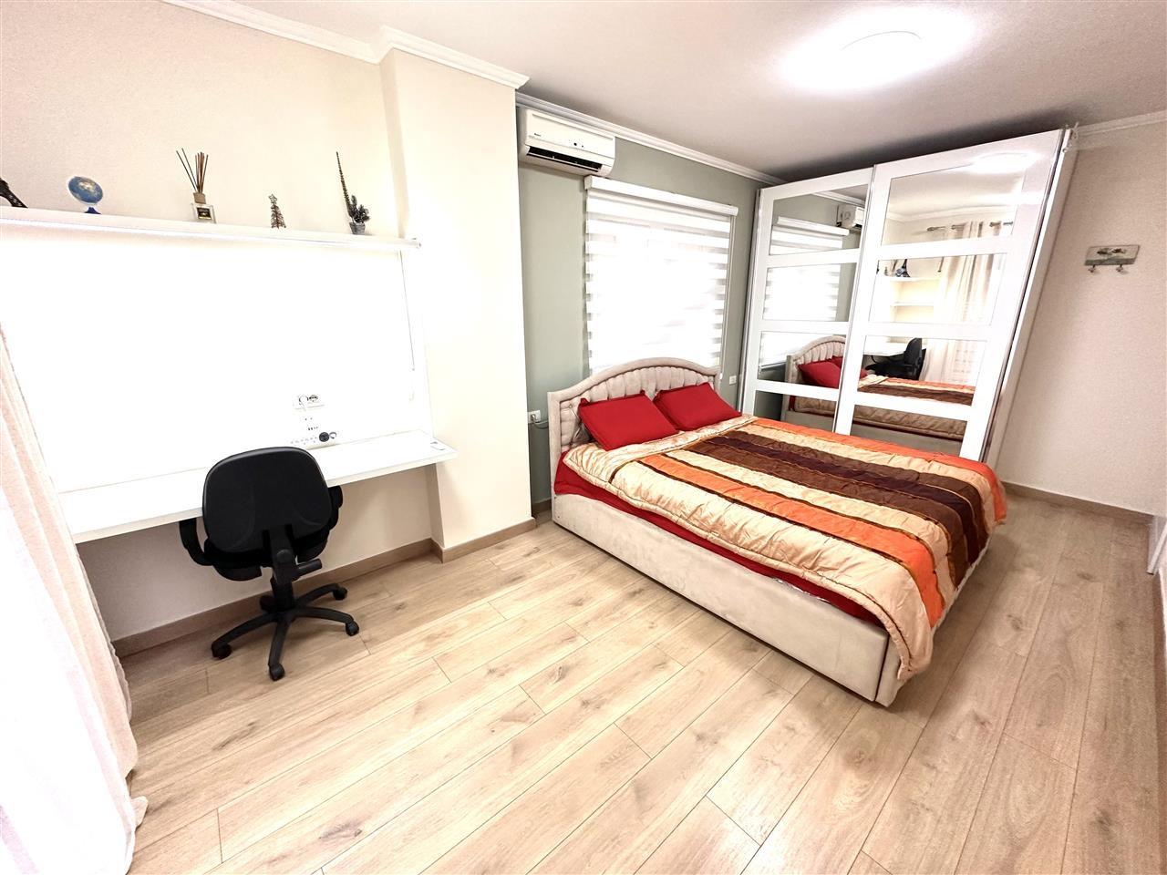 Qera MUJORE Apartament i kompletuar 1+1, Astir