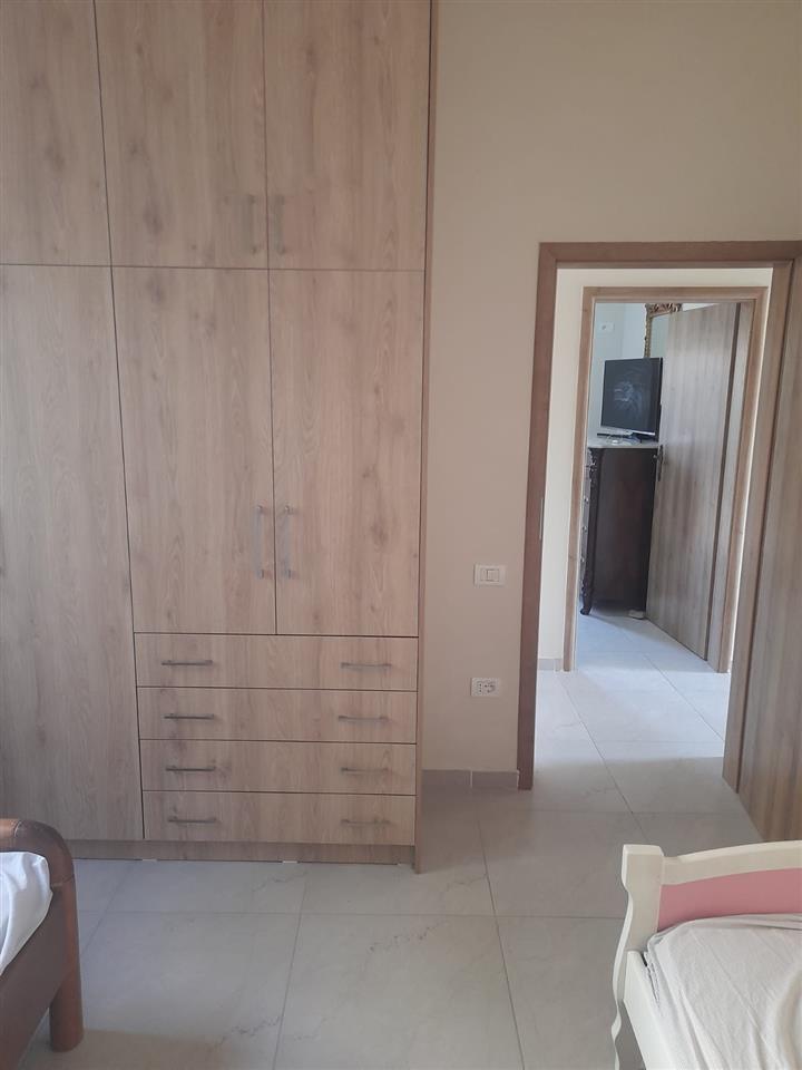 Okazion qera afatgjatë Vlorë