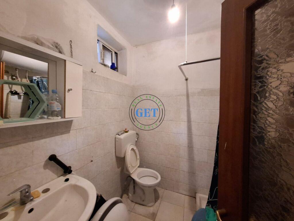 Shitet Apartament