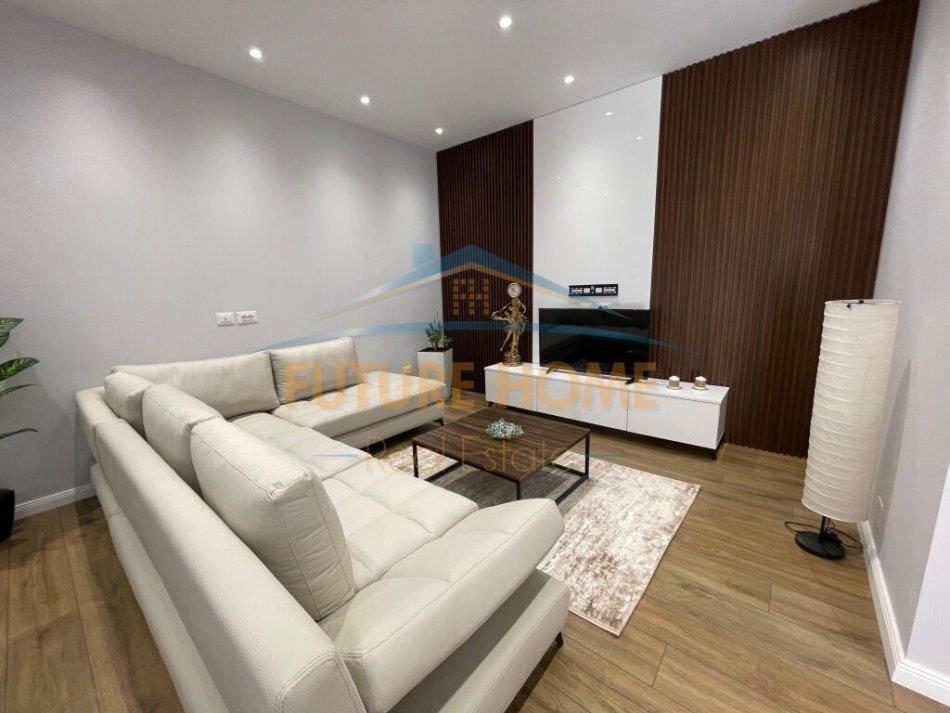 Jepet me qera apartament 1+1 Kati 2, 70 m² 800 €