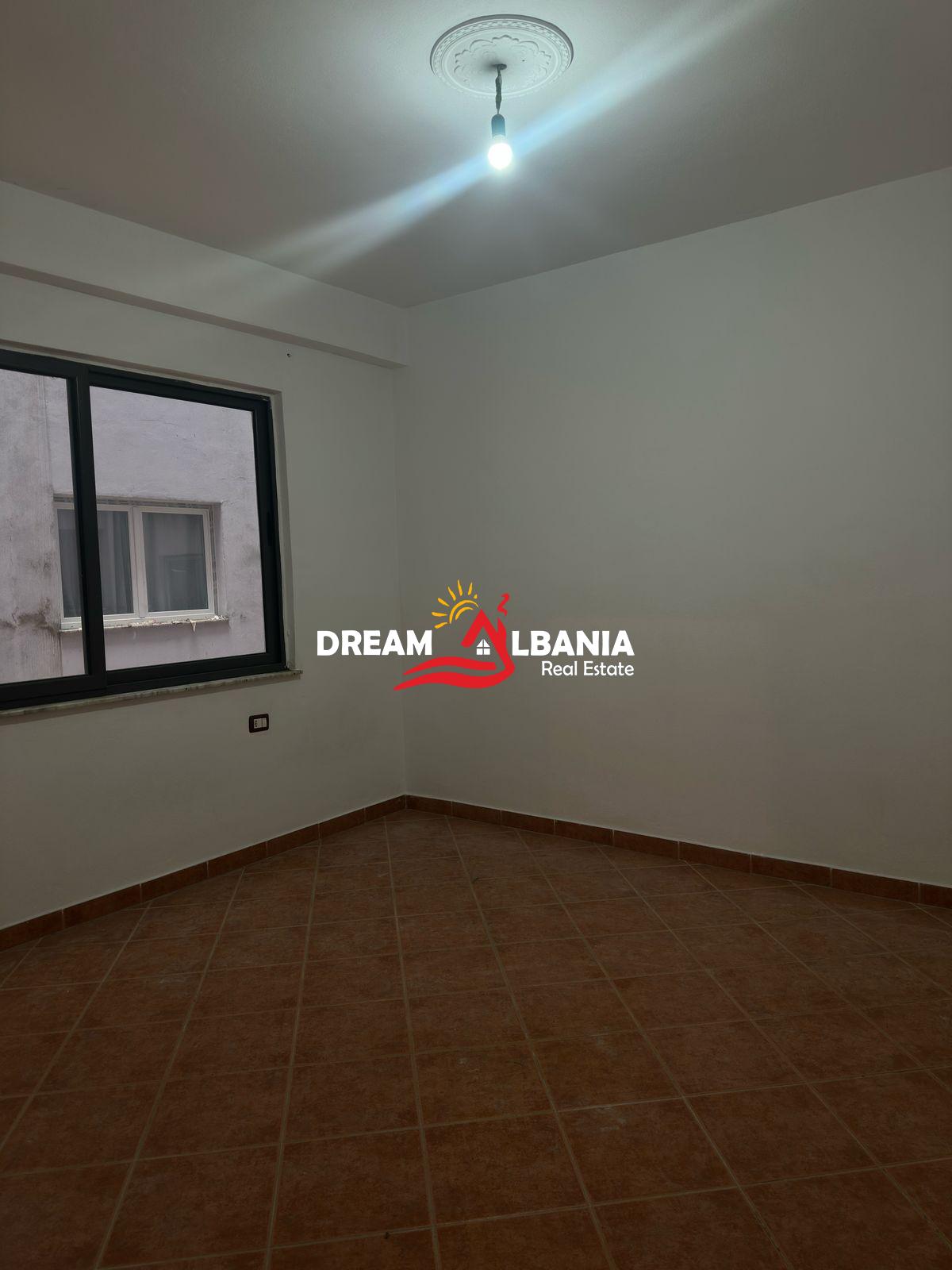 Shitet Apartament 2+1 ne Yzberisht (ID 41211878)