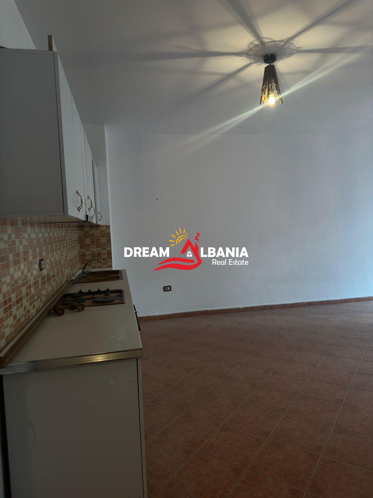 Shitet Apartament 2+1 ne Yzberisht (ID 41211878)