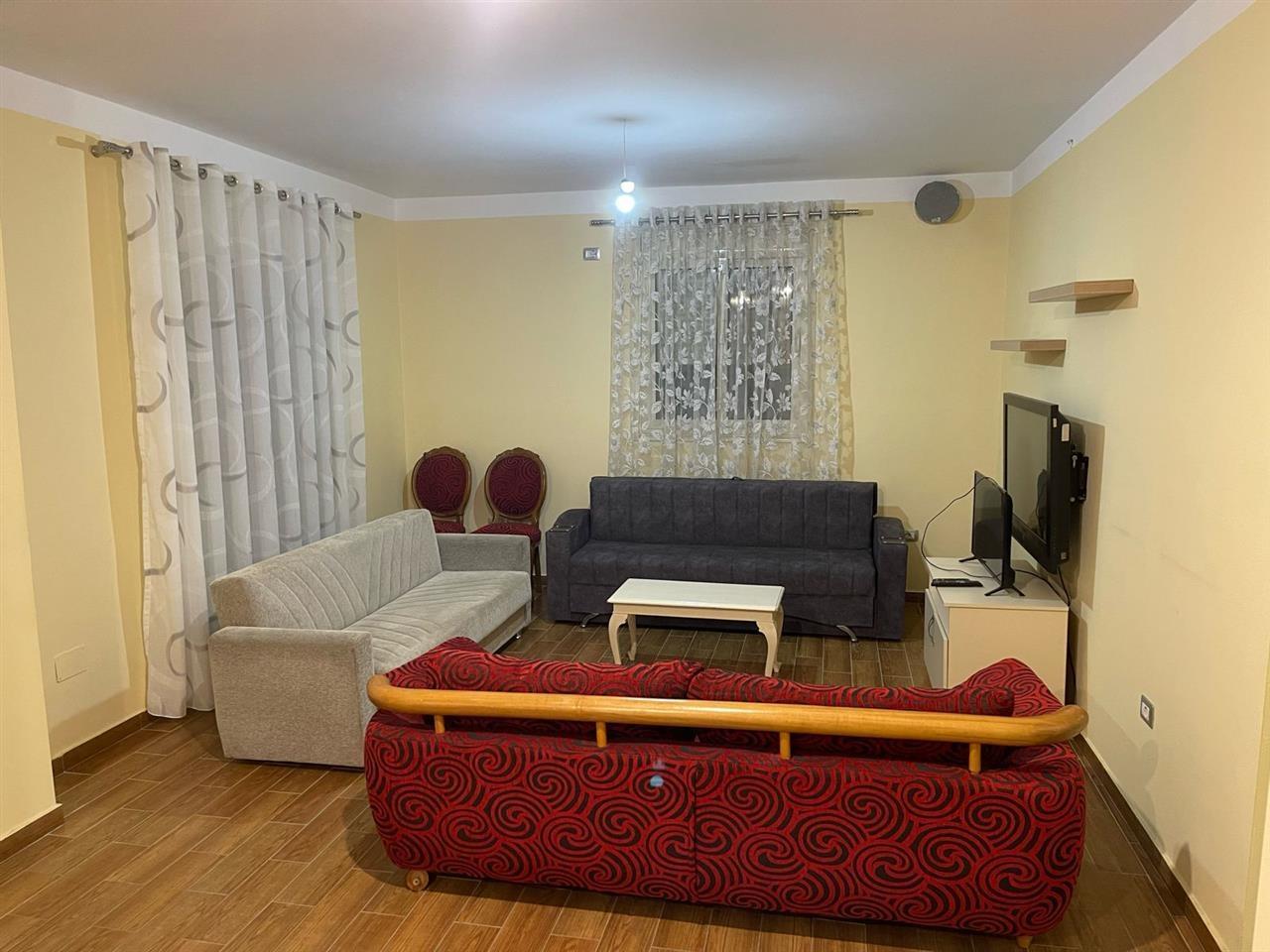 Shitet Shtepi. 2+1+2 ,,,OKAZION