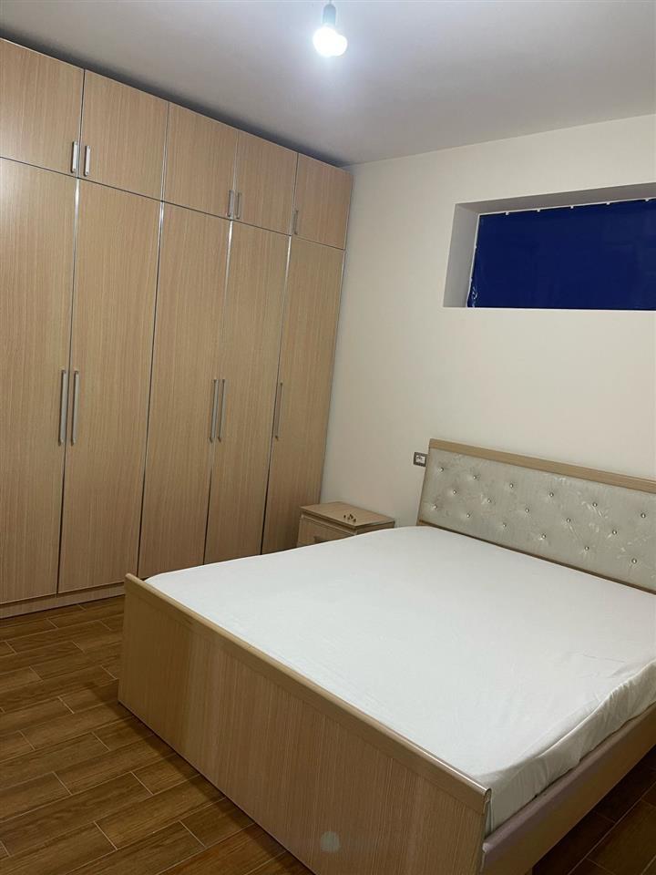 Shitet Shtepi. 2+1+2 ,,,OKAZION