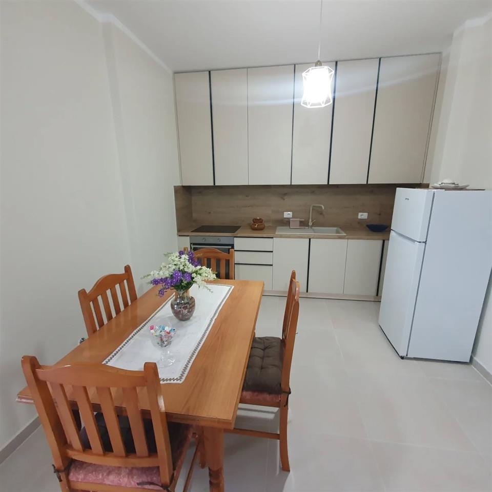 Apartament 2+1 me qera ne Transballkanike