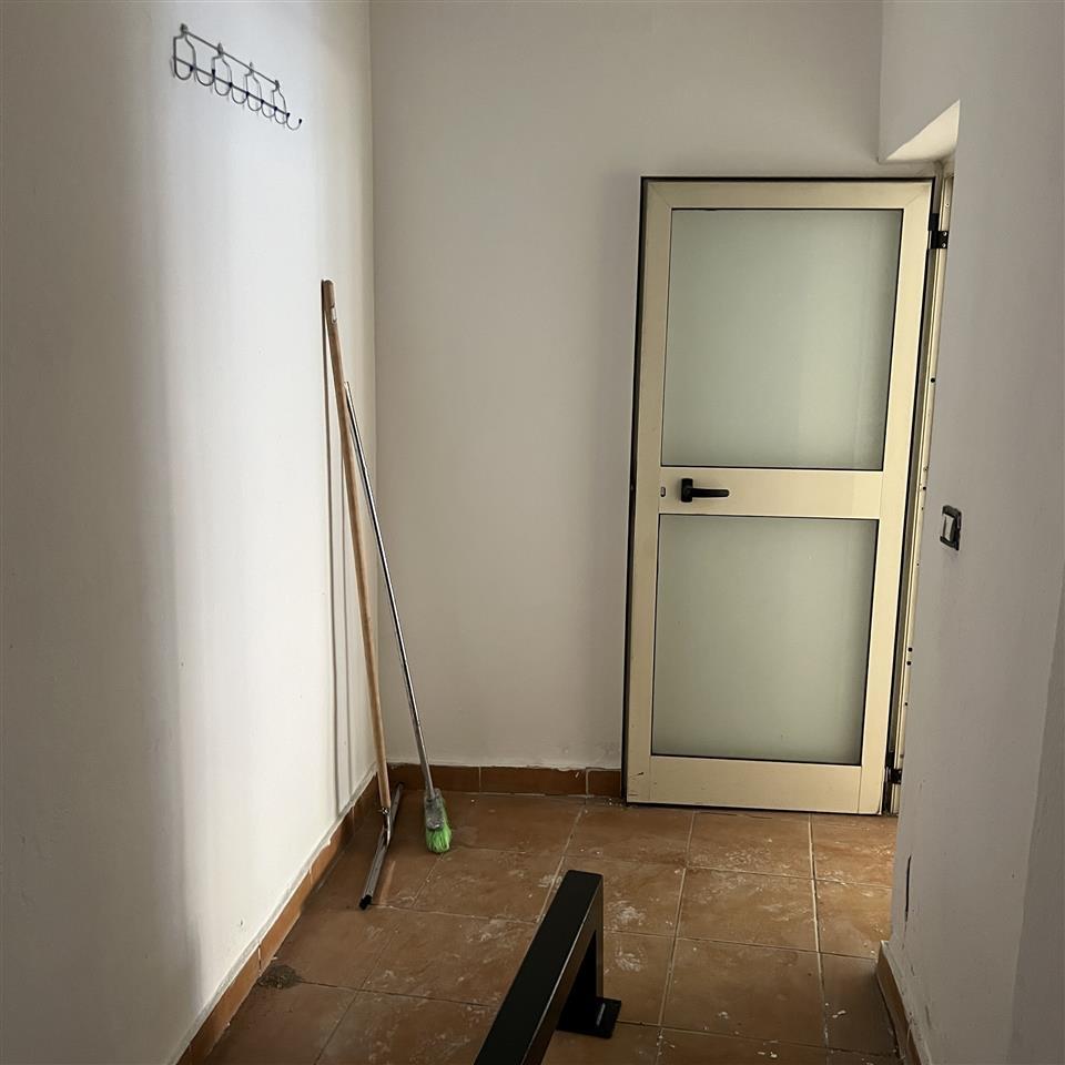 Dyqan ne shitje ne qender te Durresit 100m2‼️