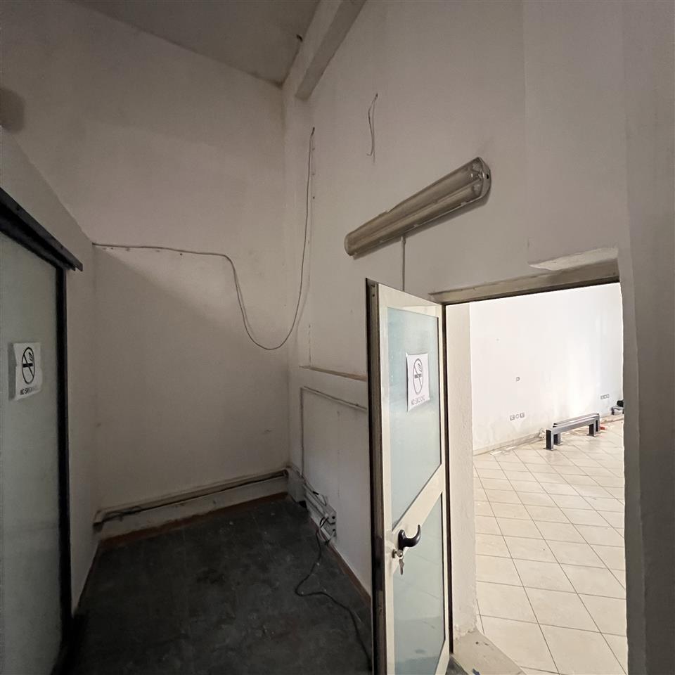 Dyqan ne shitje ne qender te Durresit 100m2‼️