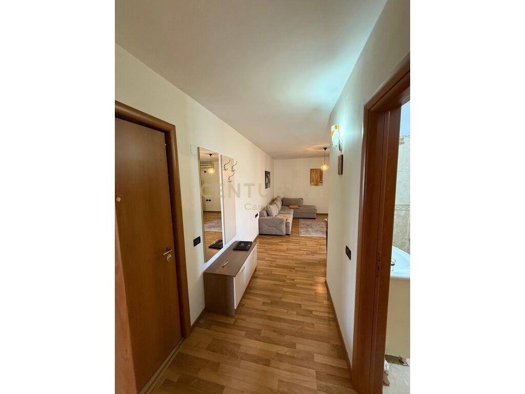 Apartament 1+1 Me Qira te Shkolla e Baletit CAPITAL108071