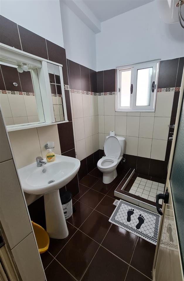 Apartament 1+1 me qera, Farmaci Necka, Rrethi Spitalit