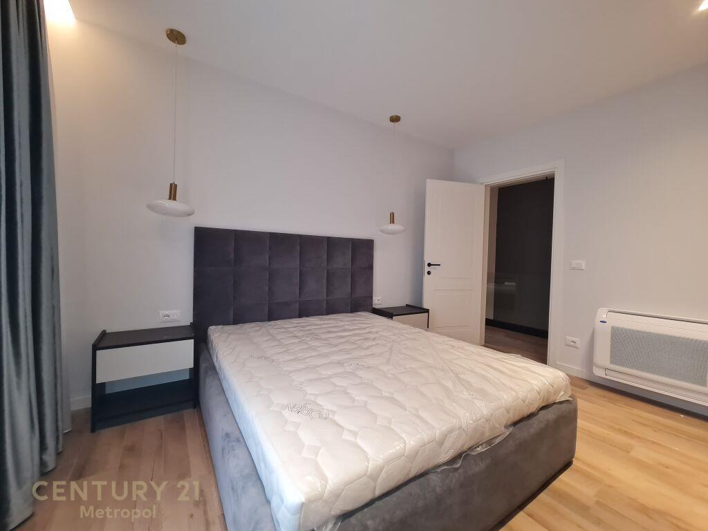 Vilë PER QIRA PRANE TEG Metropol107827