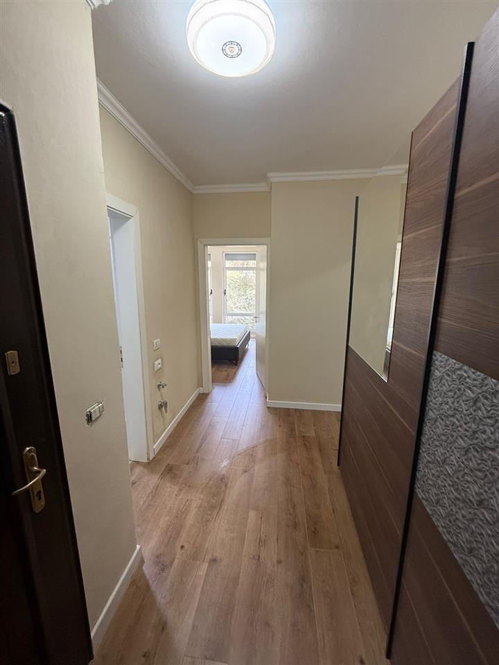 Shitet Apartament 1+1 te Shkembi kavajes