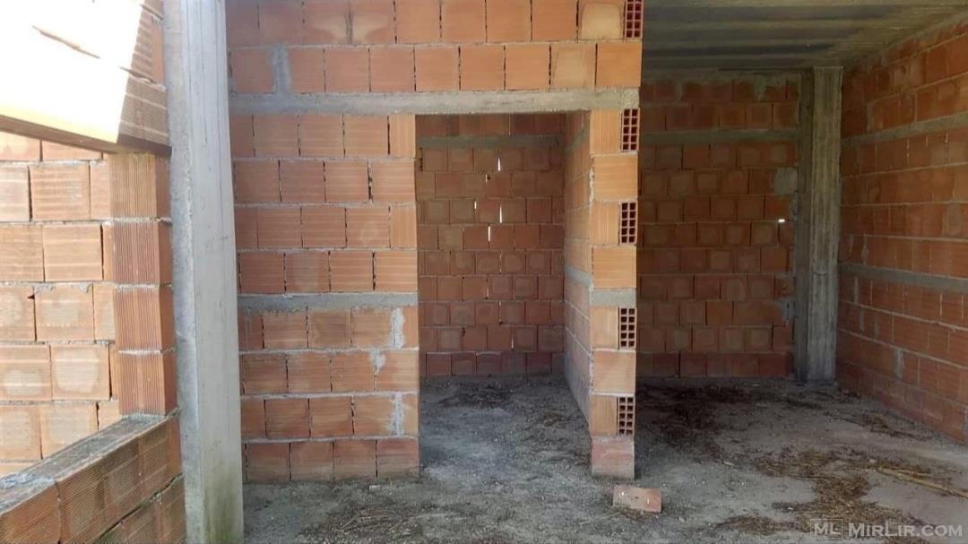 SHITET SHTEPIA 1 KATESHE NE PROCES NDERTIMI , PORTEZ FIER