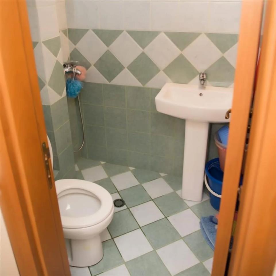 Apartament ne qera 2+1+2 tek Albano dhe Romina Vlore