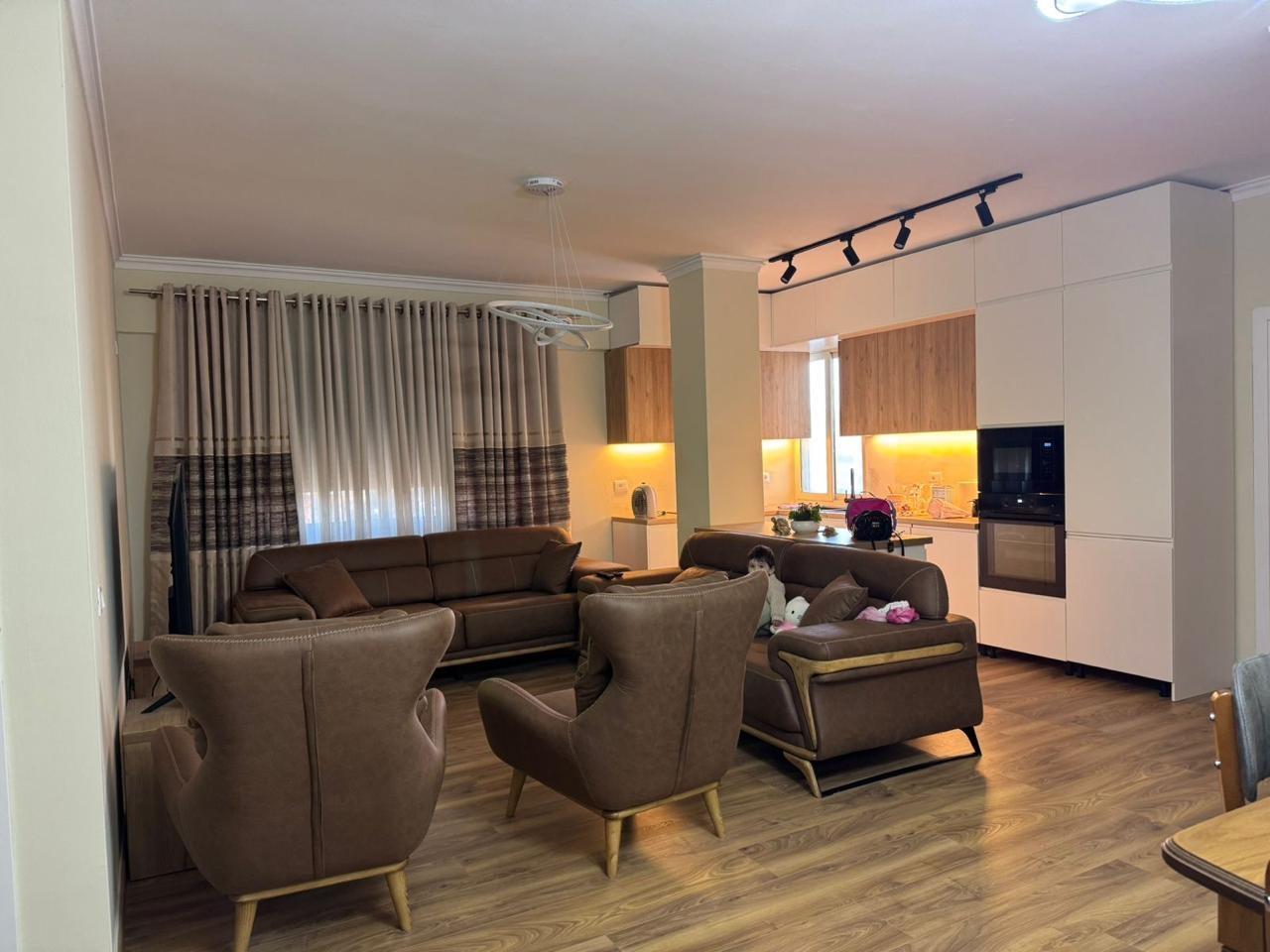 Apartament 2+1 per shitje| Plazh